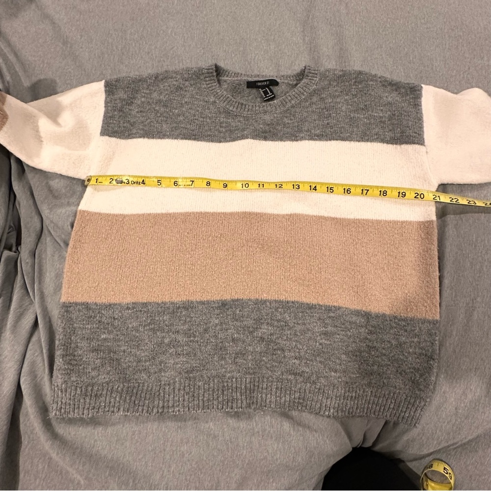 Forever 21 Colorblock Knit Sweater Gray Cream Tan Long Sleeve - Picture 5 of 10